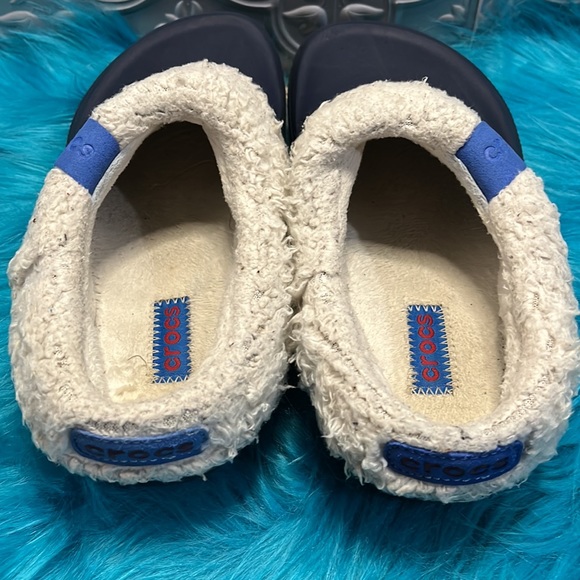 Crocs navy blue size 2 kids has removable liner 2 snaps and velcro at heel - Picture 8 of 9